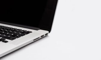 Welke laptop past bij jouw thuiswerkplek en gezin